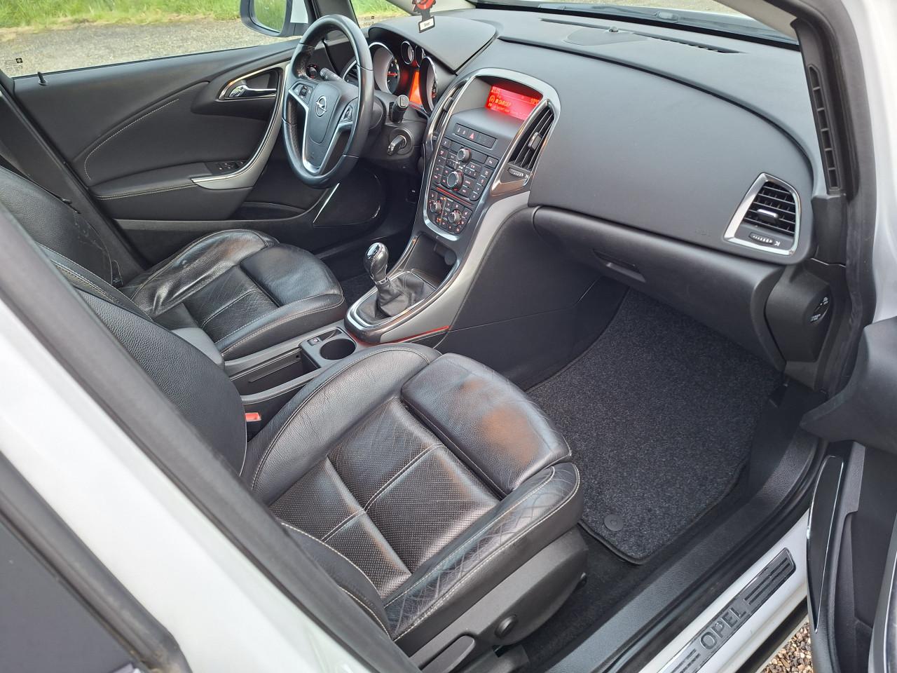 Opel astra 1.6 cosmo