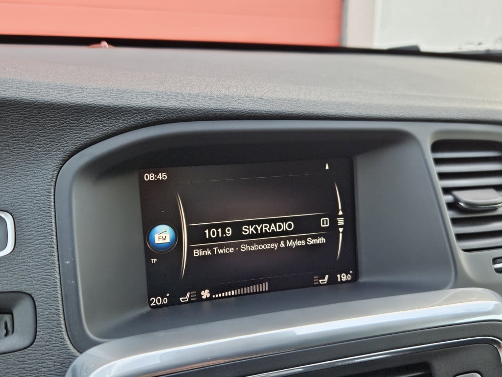 Volvo V60 2.0 t4 r-design | full option | stoel/stuur verw.