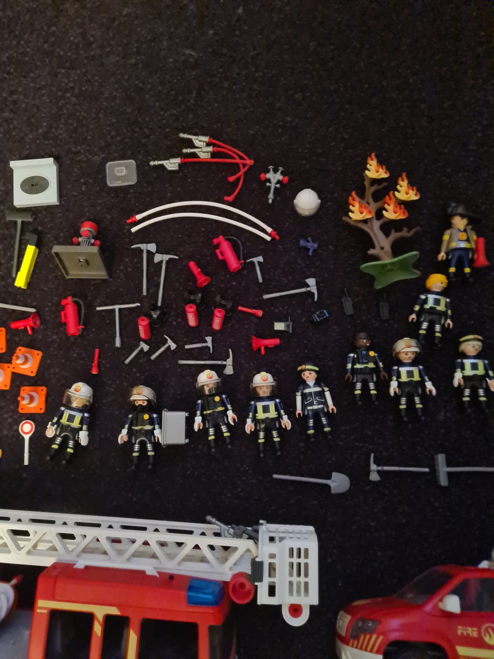 PLAYMOBIL BRANDWEER