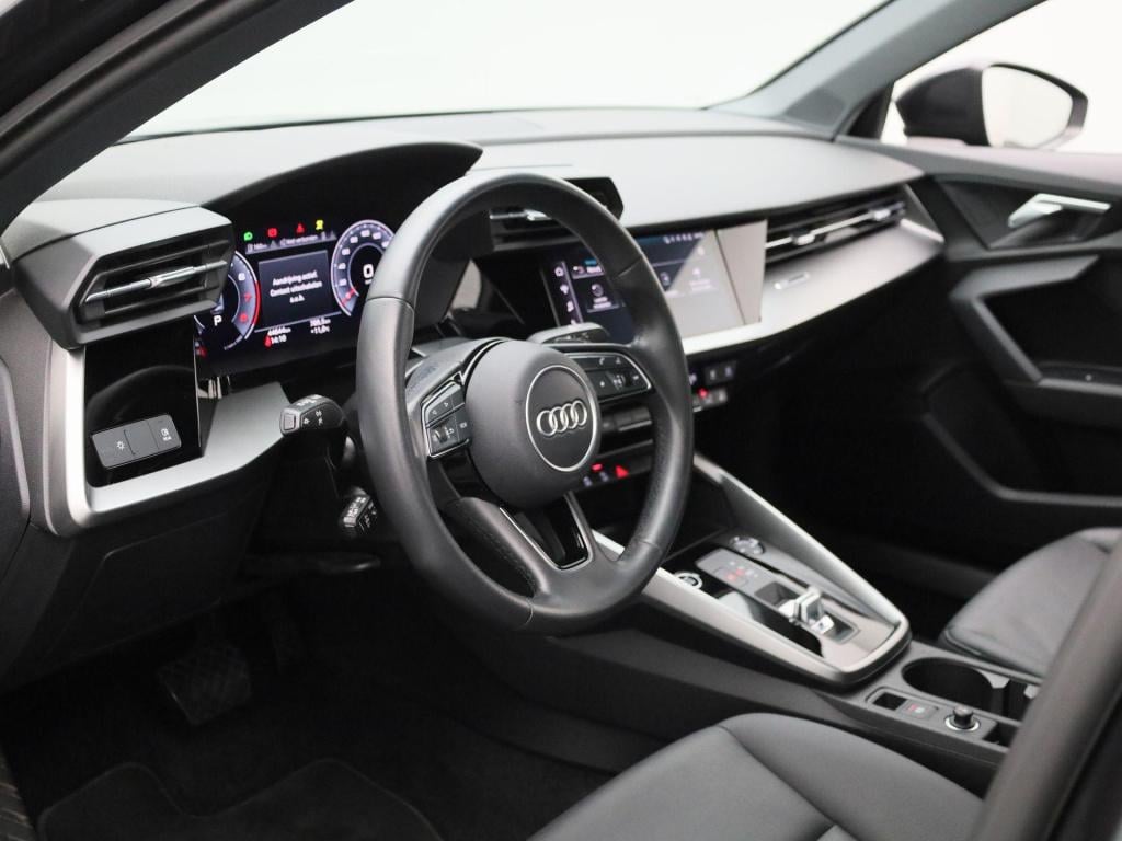Audi A3 limousine 30 tfsi pro line | automaat | navigatie | stoelverwarming