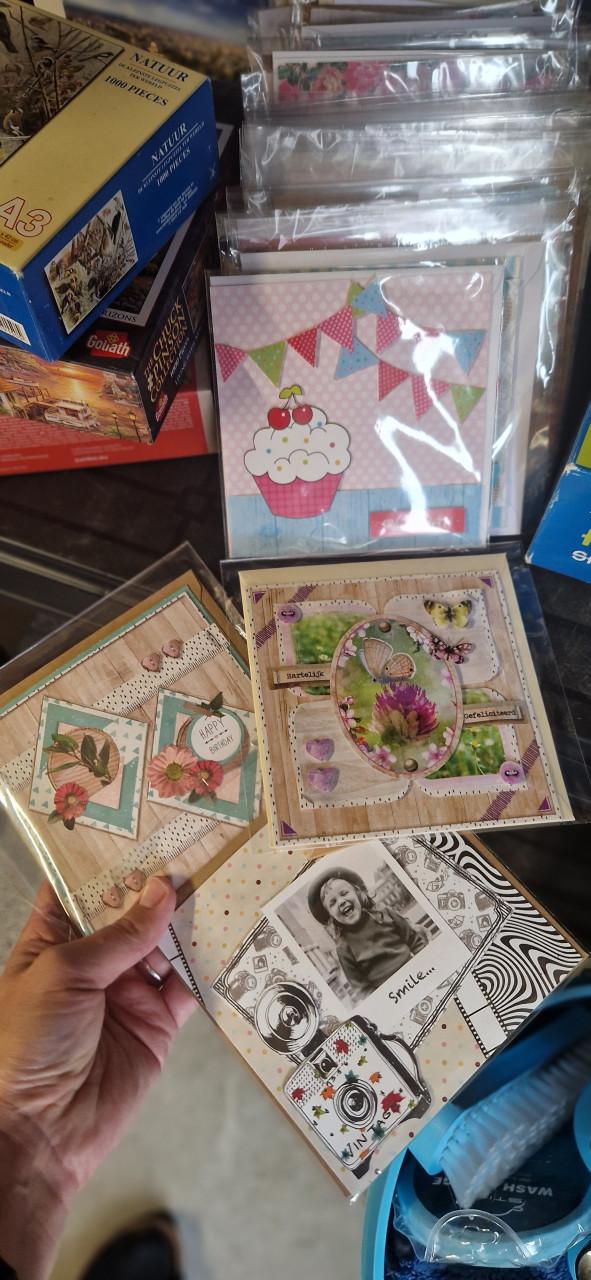 Huisraad, kaarten, puzzels van alles ;)