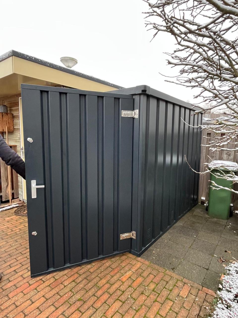 1.5x2.6m Motoropslag / mini container / tuincontainer