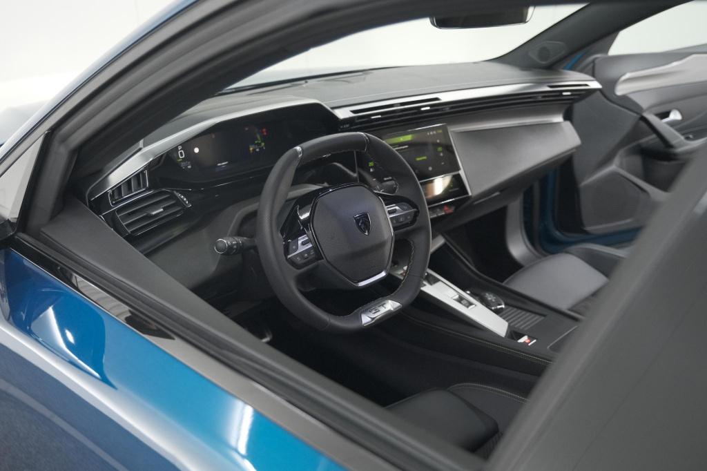 Peugeot 408 puretech 130 eat8 gt | 360 camera | adaptieve cruise control | 