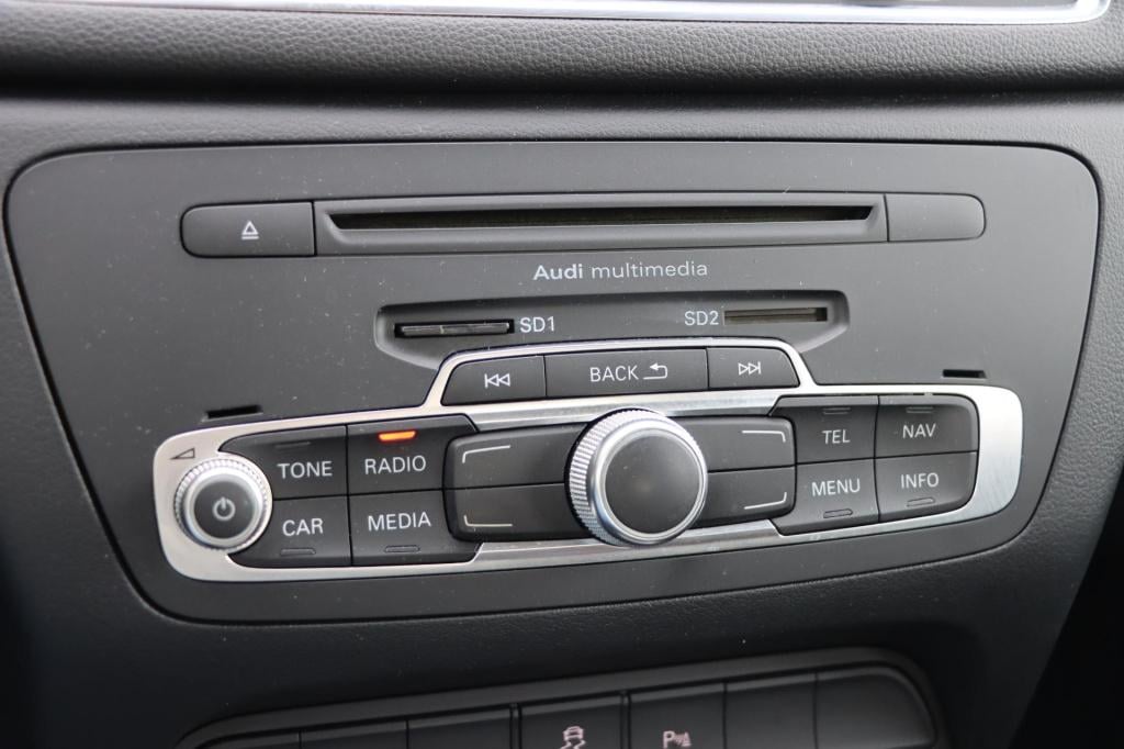 Audi Q3 1.4 tfsi pro line | navi | sensoren | cruise control