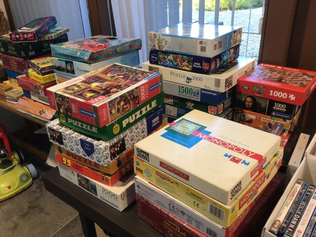 Boeken , spelletjes en puzzels