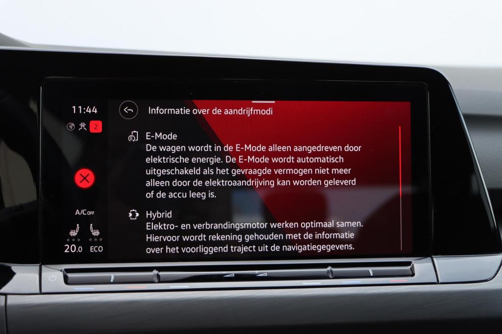 Volkswagen Golf 1.4 ehybrid style 204pk dsg6 | soh 95% |