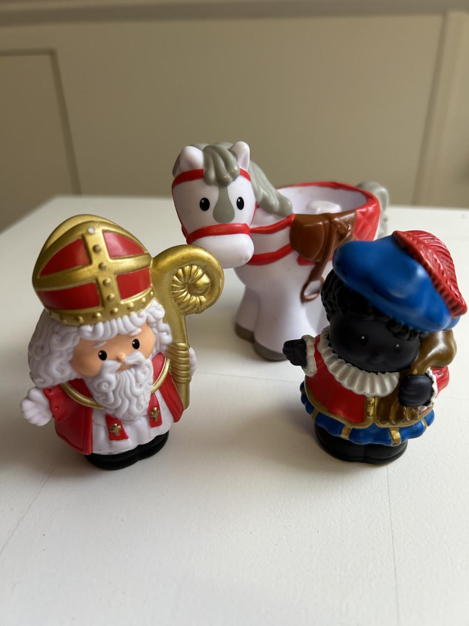 Little People set: Sinterklaas  Piet en paardje