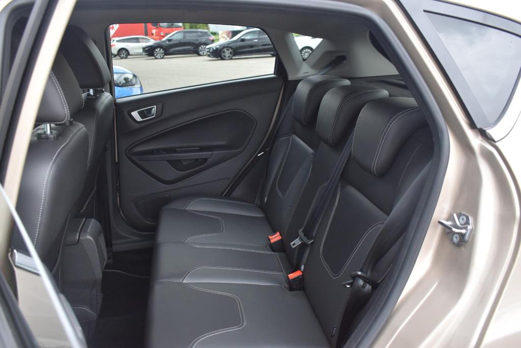 Ford Fiesta 1.0 ecoboost titanium | climate control | cruise control | trek
