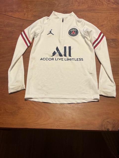 Voetbal tenues setjes, maat 128