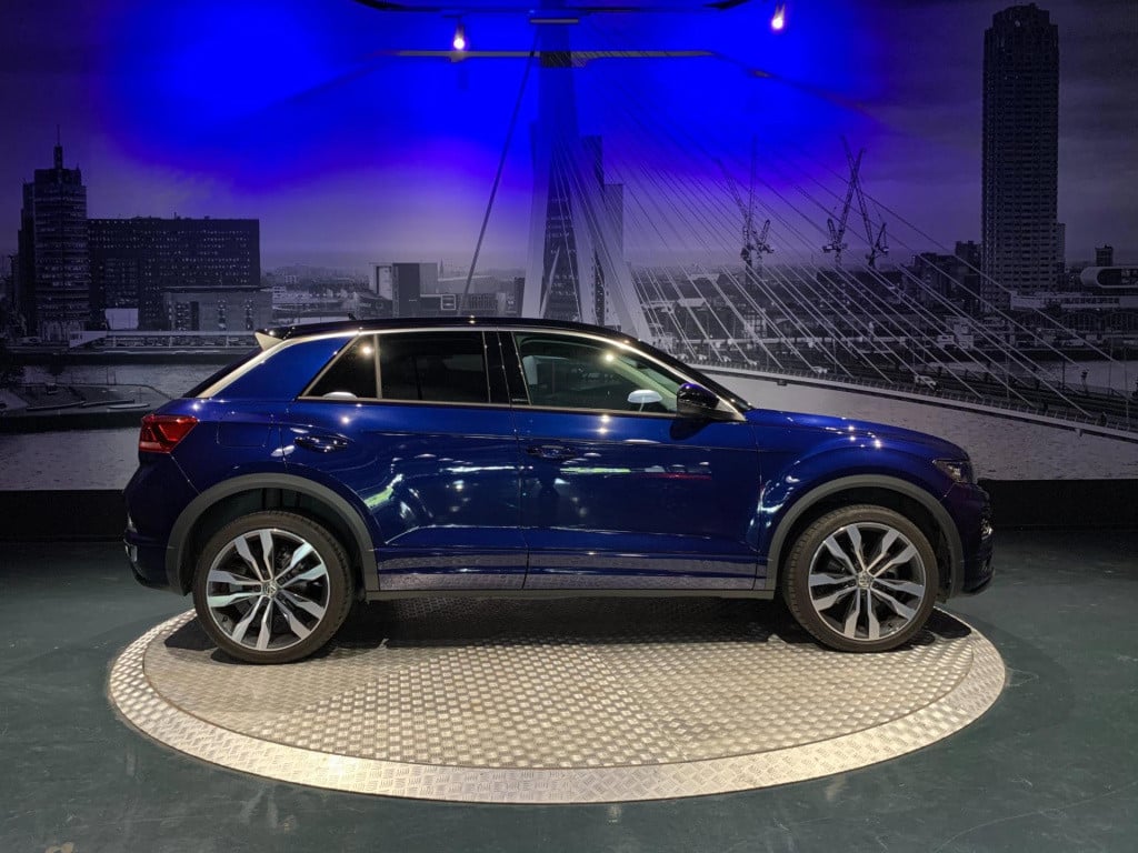 Volkswagen T-roc 1.5 tsi sport business r *led*app-connect*