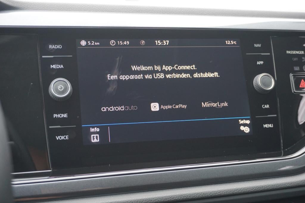 Volkswagen Polo 1.0 tsi highline automaat - climate / navi / cruise / camer