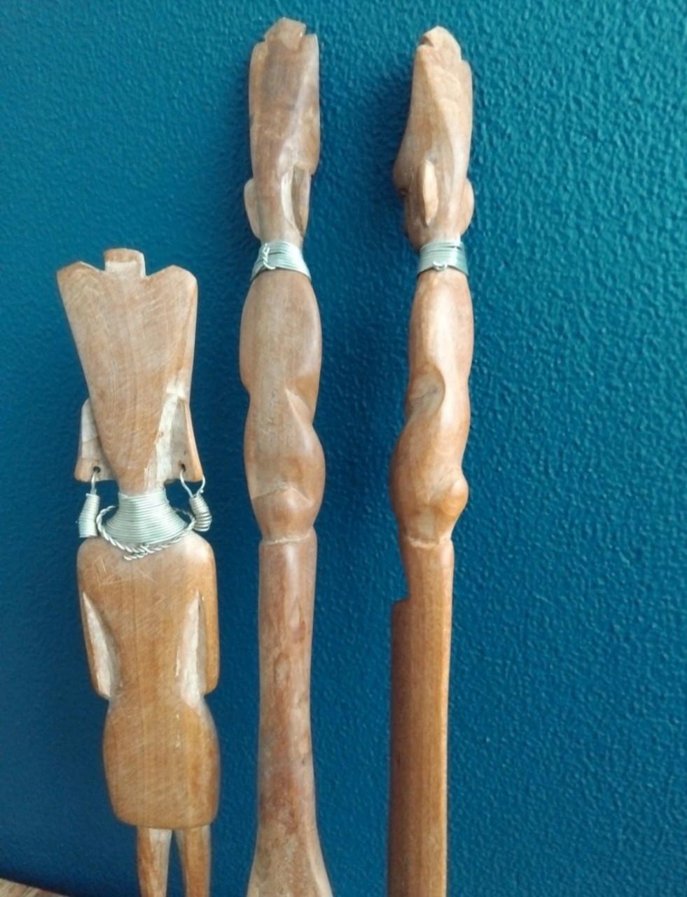 Vintage Afrikaans Houtsnijwerk