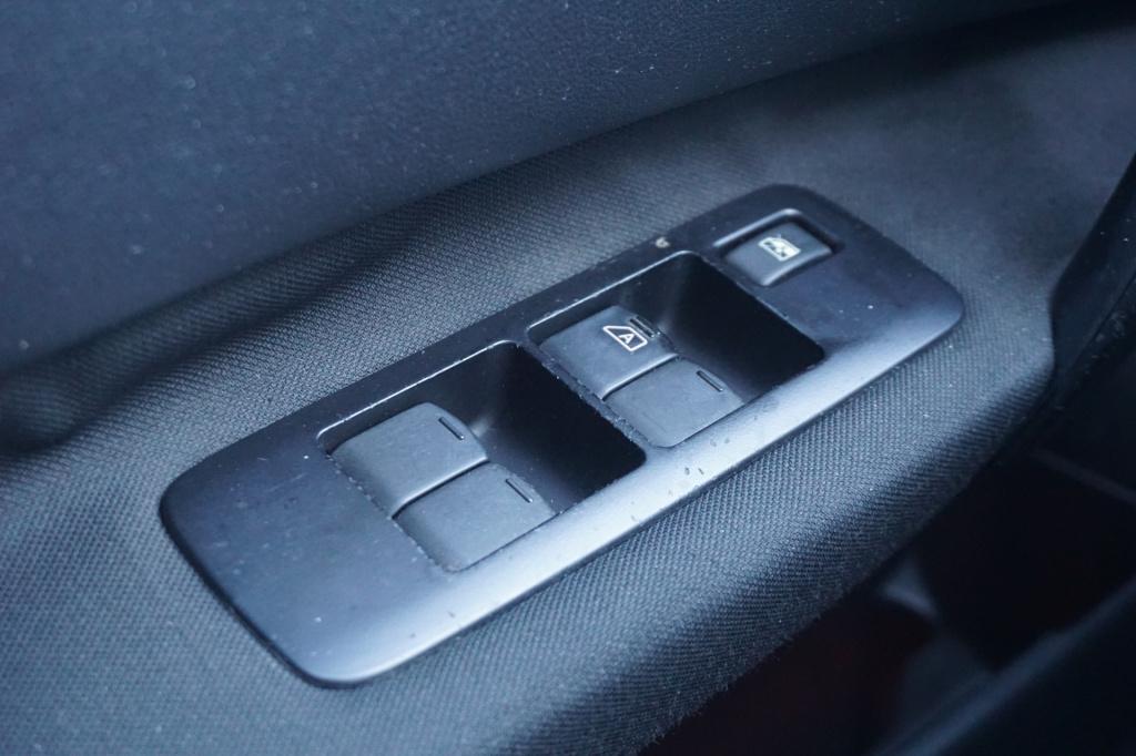 Nissan Qashqai 1.6 visia airco / cruise / elektr. ramen / trekhaak / lm vel