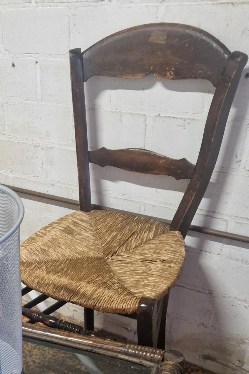 Rieten stoeltje, gratis ophalen