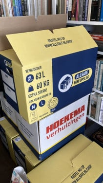 Verhuisdozen Allsafe XL en professionele verhuizer