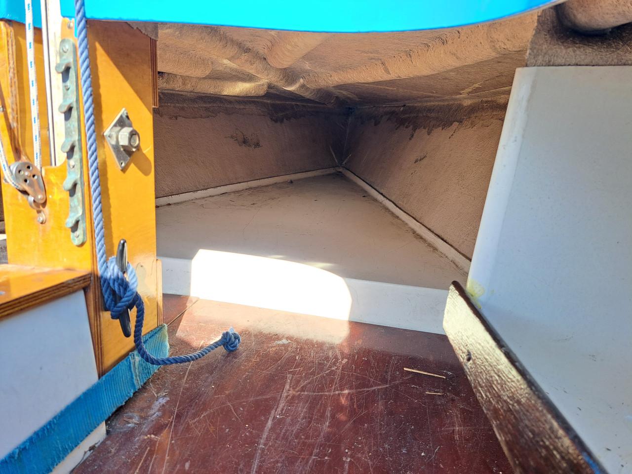 Leuke flying arrow 5.60m zeilboot met trailer