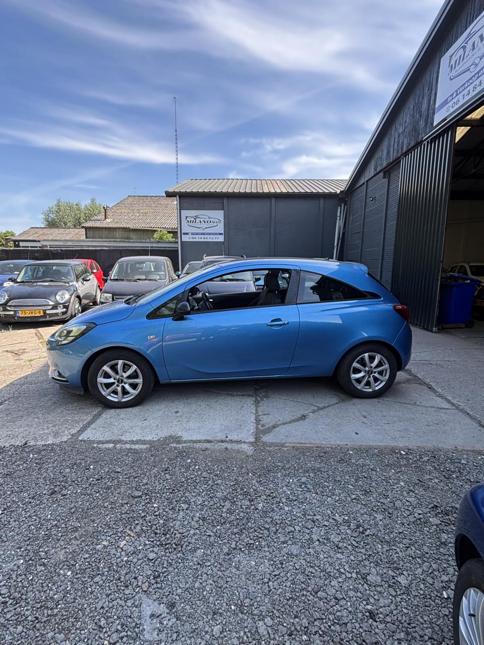Opel corsa jaar apk!