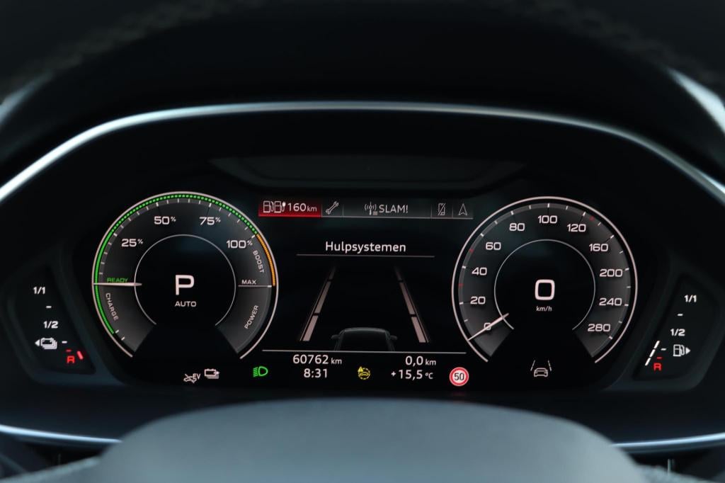 Audi Q3 sportback 45 tfsi e s edition 245pk s-tronic | soh 97,8% |