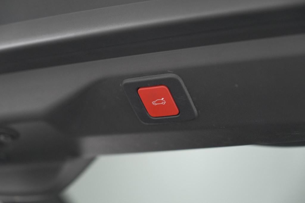 Peugeot 3008 1.2 hybrid 136 gt | elektrische kofferklep | camera | adaptiev