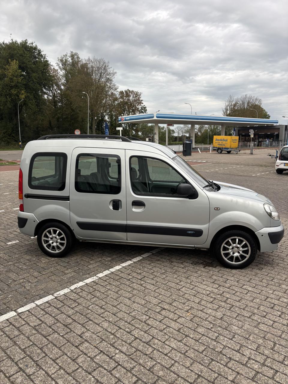 Renault Kangoo 1.6 16V Air 2004 2x schuifdeur