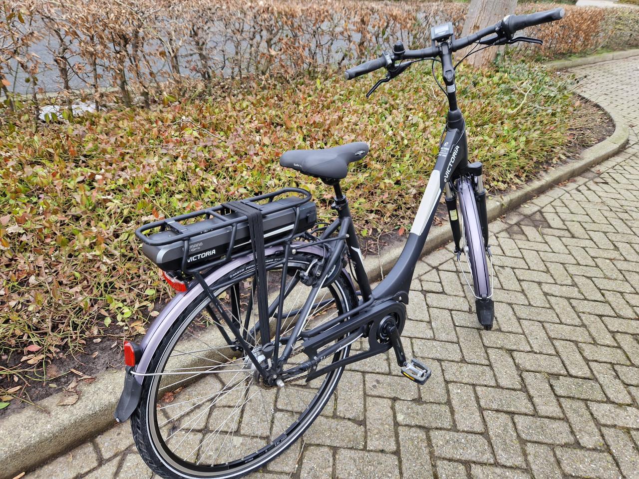 Zo goed als nieuwe Victoria met Shimano middenmotor