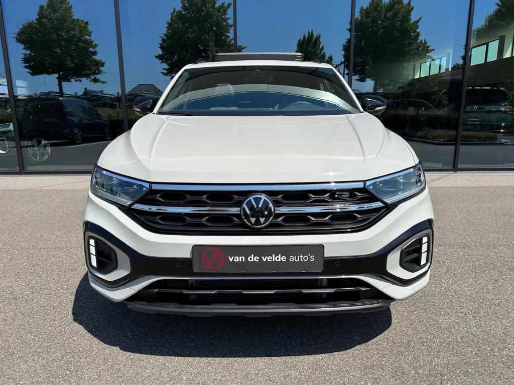 Volkswagen T-roc 1.5 tsi 150pk dsg r-line | black style | panoramadak | cam