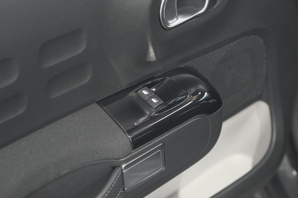 Citroen C3 puretech 110 feel edition | camera | navigatie | apple carplay