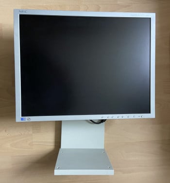NEC monitor