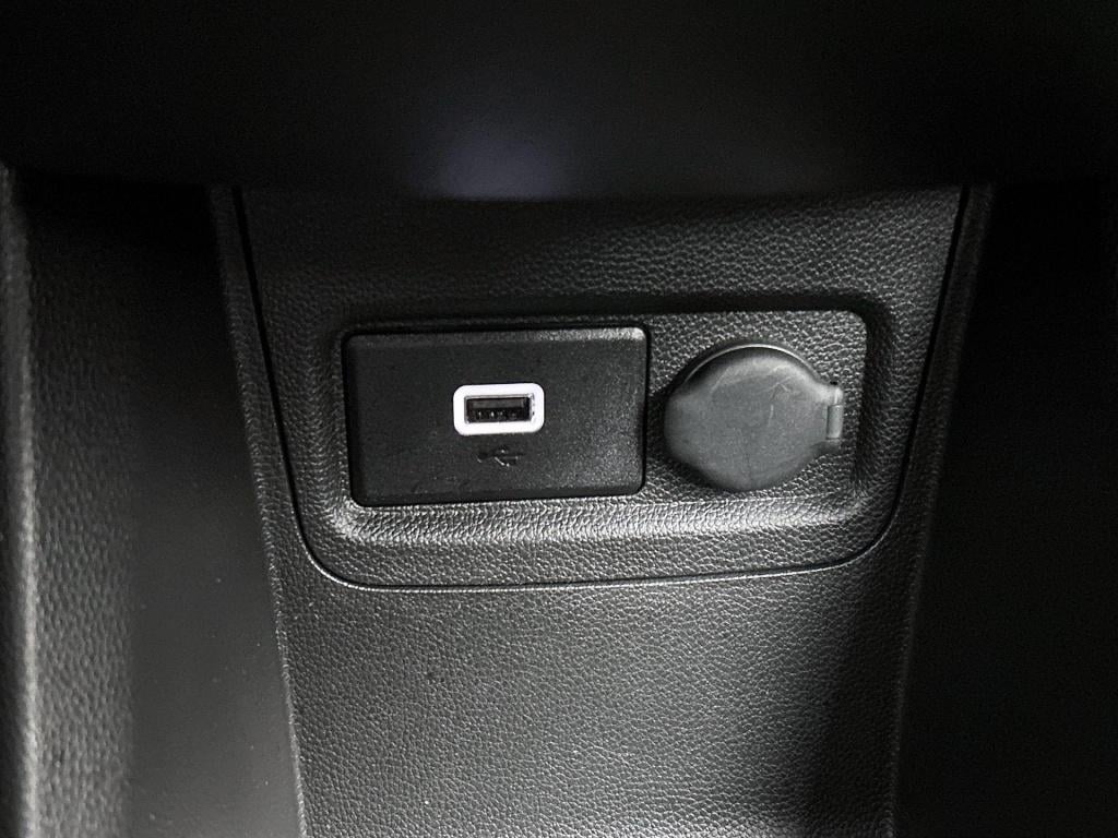 Opel Karl 1.0 ecoflex 120 jaar edition | parkeersensoren achter | airco