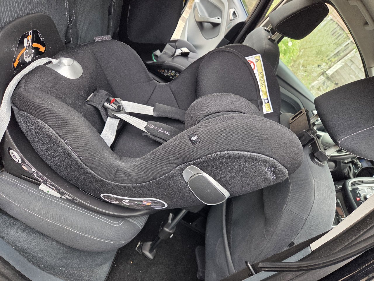 Cybex Z Base Black + Maxicosi en autostoel