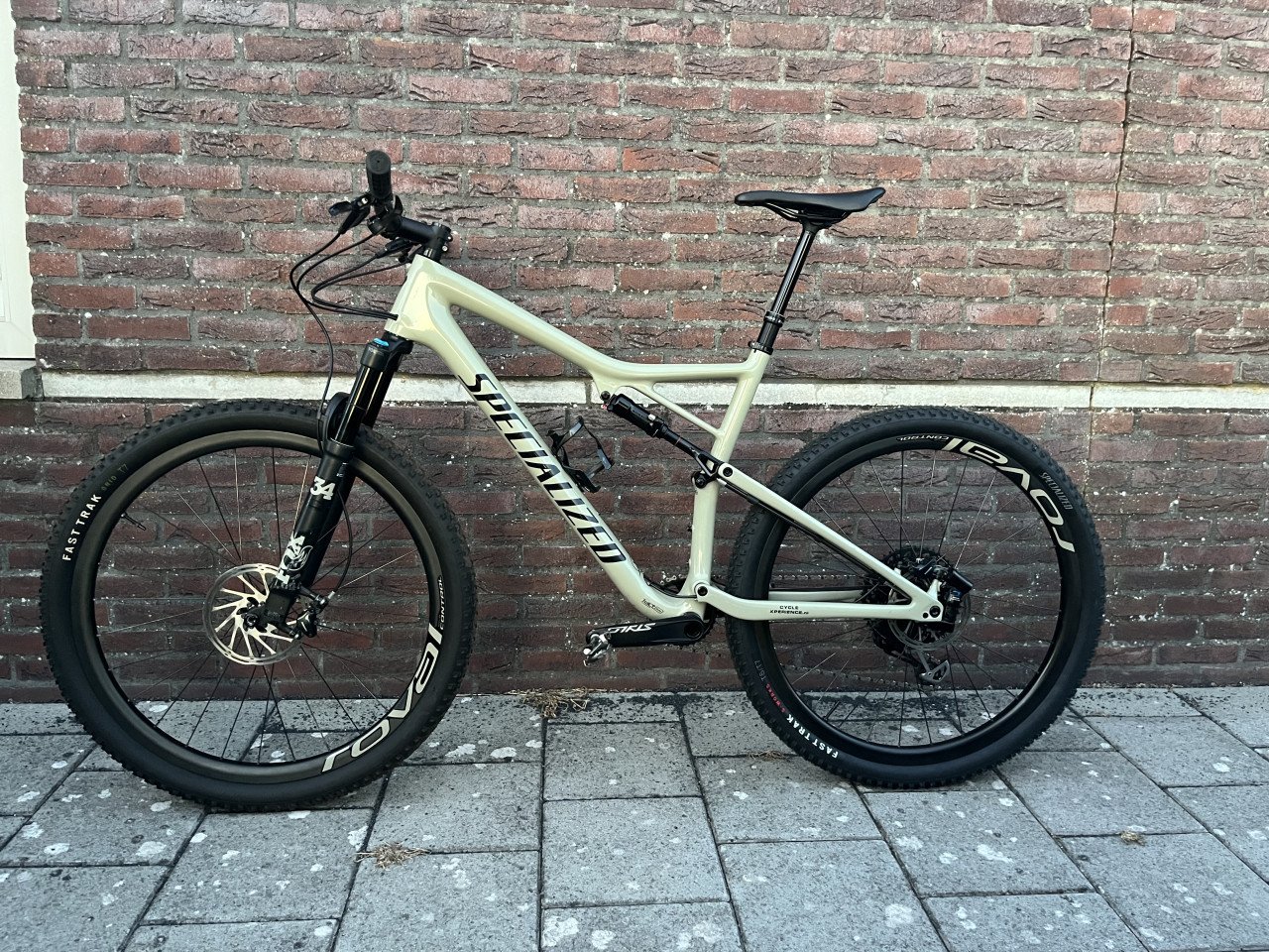 Specialized epic evo XL
