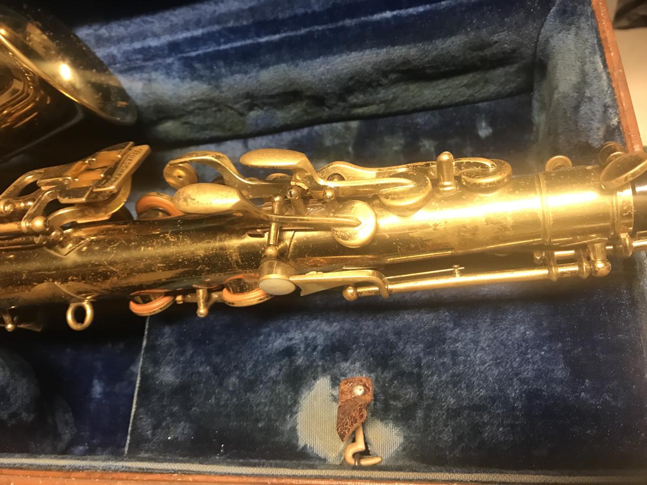 BUESCHER ARISTOCRAT alt saxofoon