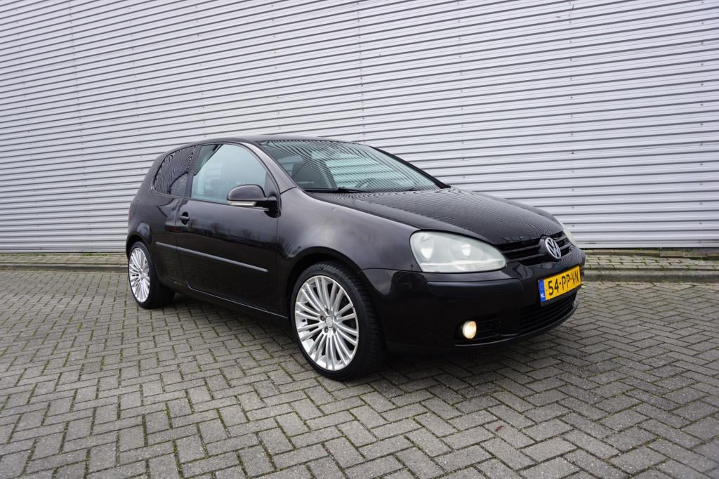 Volkswagen Golf 1.6 fsi comfortline climate / cruise / elektr. ramen / lm v