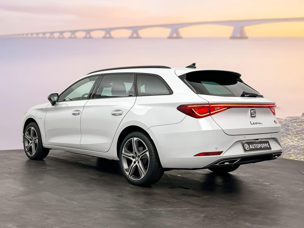 Seat Leon sportstourer fr business 1.5 tsi ehybrid 150 kw / 204 pk statio