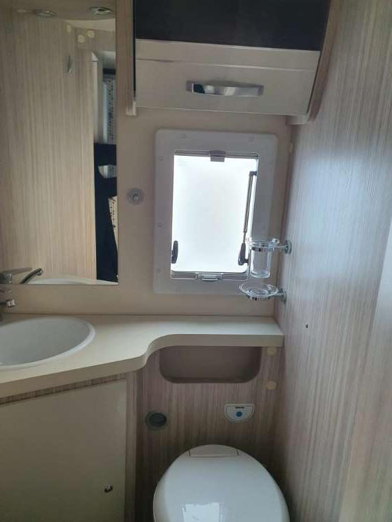 Elnagh T-Loft 532 - Face-to-face - Lengtebedden - Automaat - 2023 - 160 pk