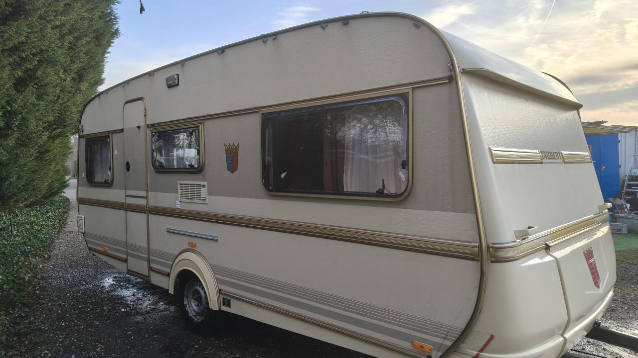 Tabbert Comtesse 515 met kenteken..Max.snelheid 100 km.h