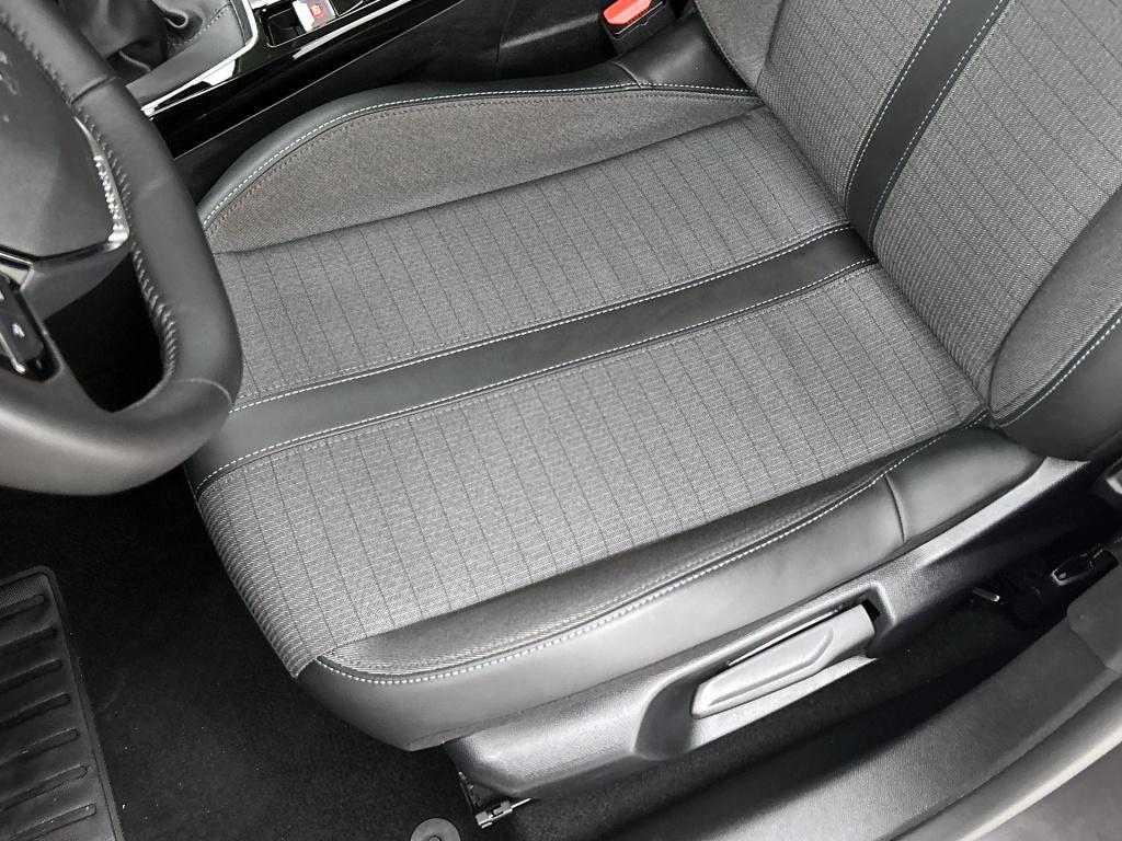 Peugeot 208 100 pk allure pack | rijklaar | keyless entry | camera | stoelv