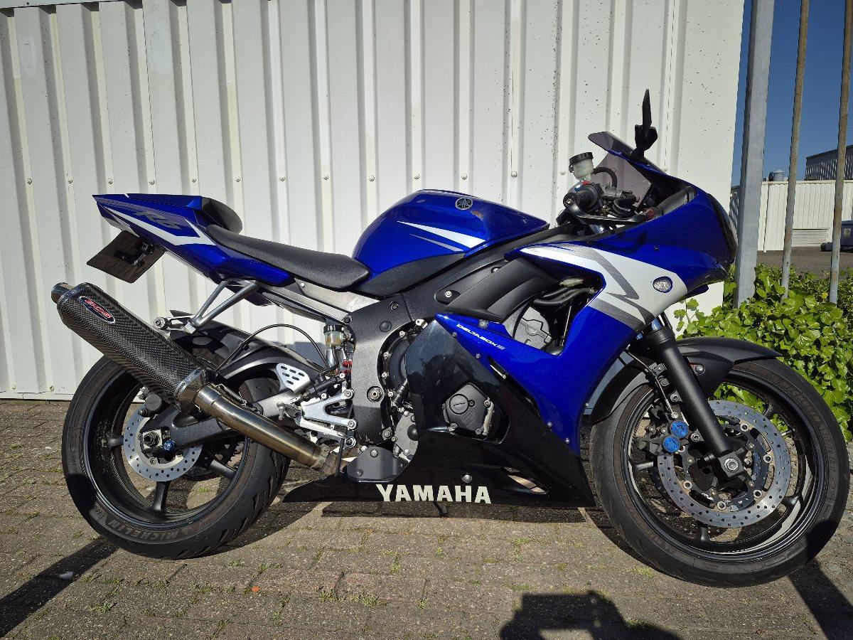 Yamaha R6 uit 2003