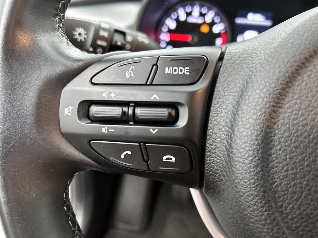 Kia Rio 1.0 t-gdi mhev dynamicline | navigatie | climate control | parkeers