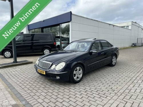 Mercedes E-klasse 240 Elegance Navi PDC Xenon km262.885 Nap BJ2003