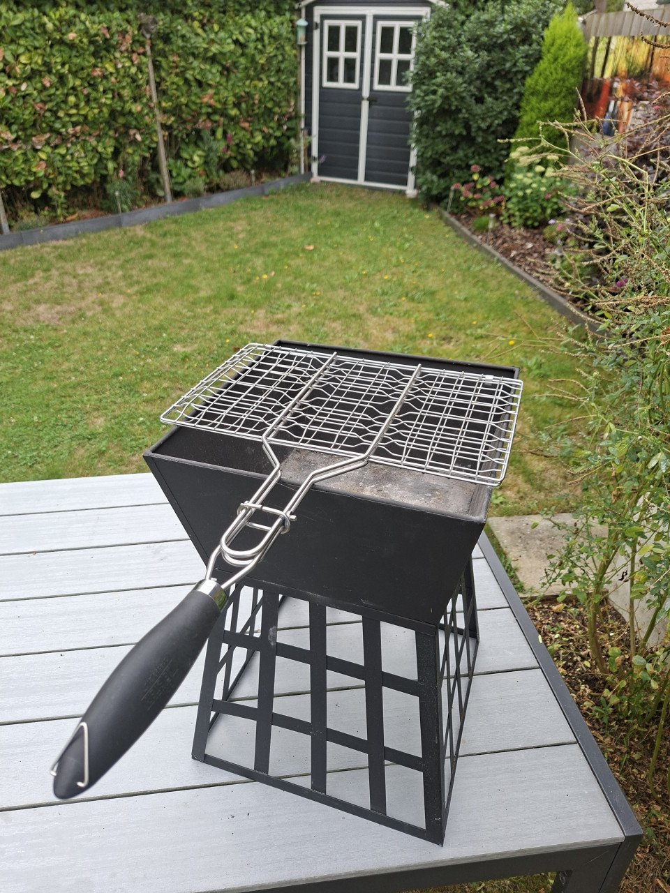 Vuurkorf met vlees/vis bbq