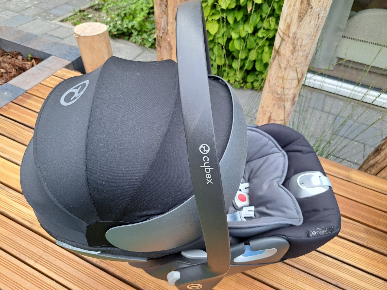 Cybex Maxi Cosi + draaibare autobase met isofix