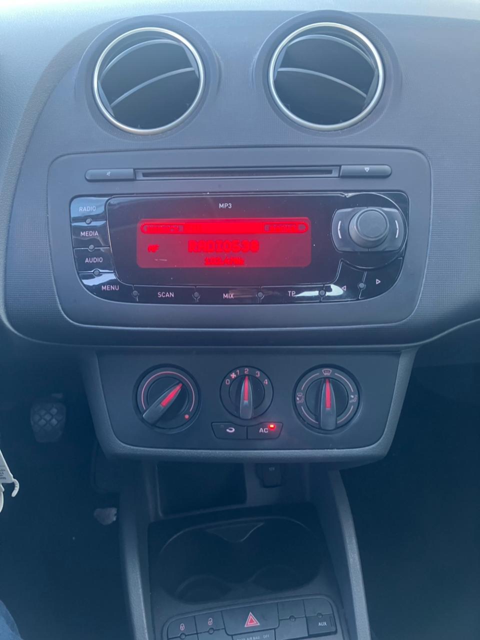 Seat Ibiza sc 1.4 style ac cruisse