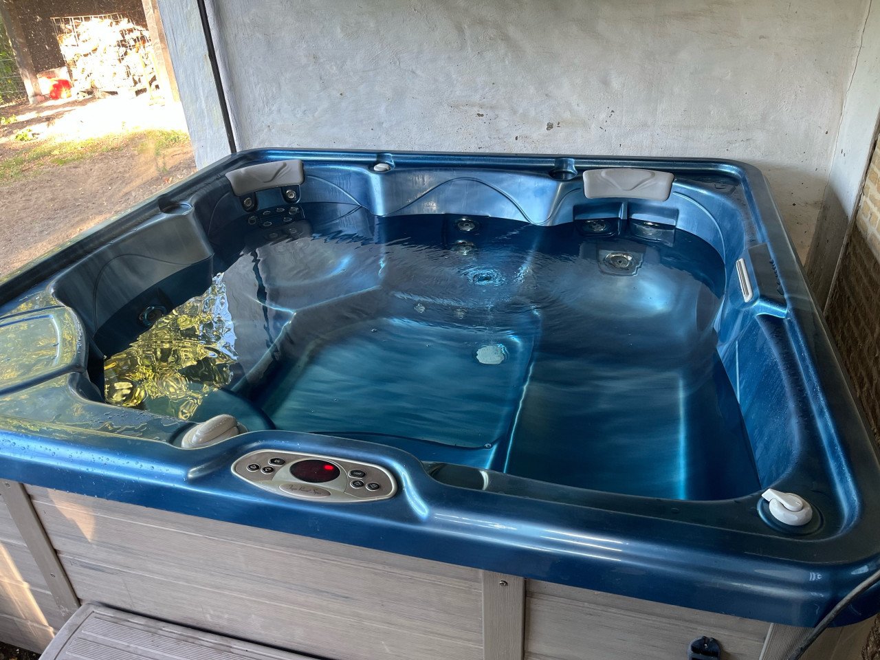 Jacuzzi 4 persoons.