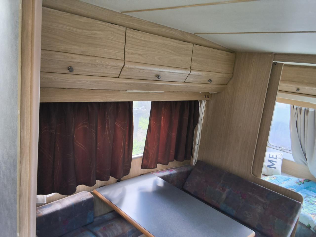 Caravan Beyerland 430 md met voortent