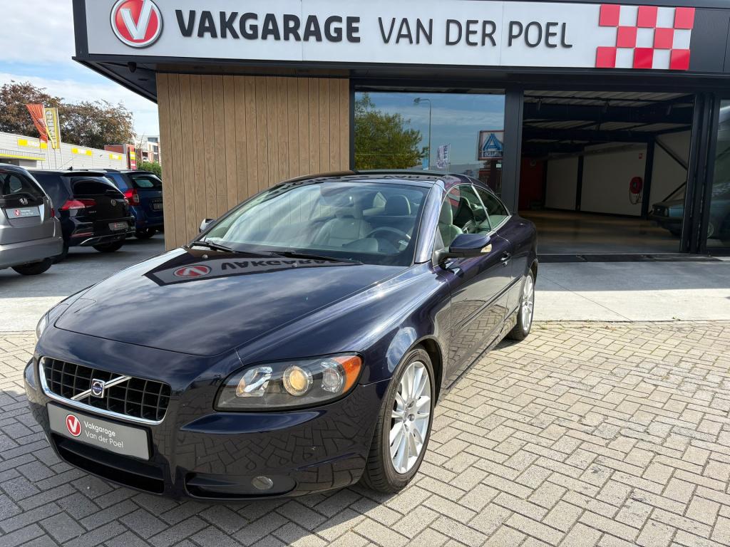 Volvo C70 convertible 2.4 momentum