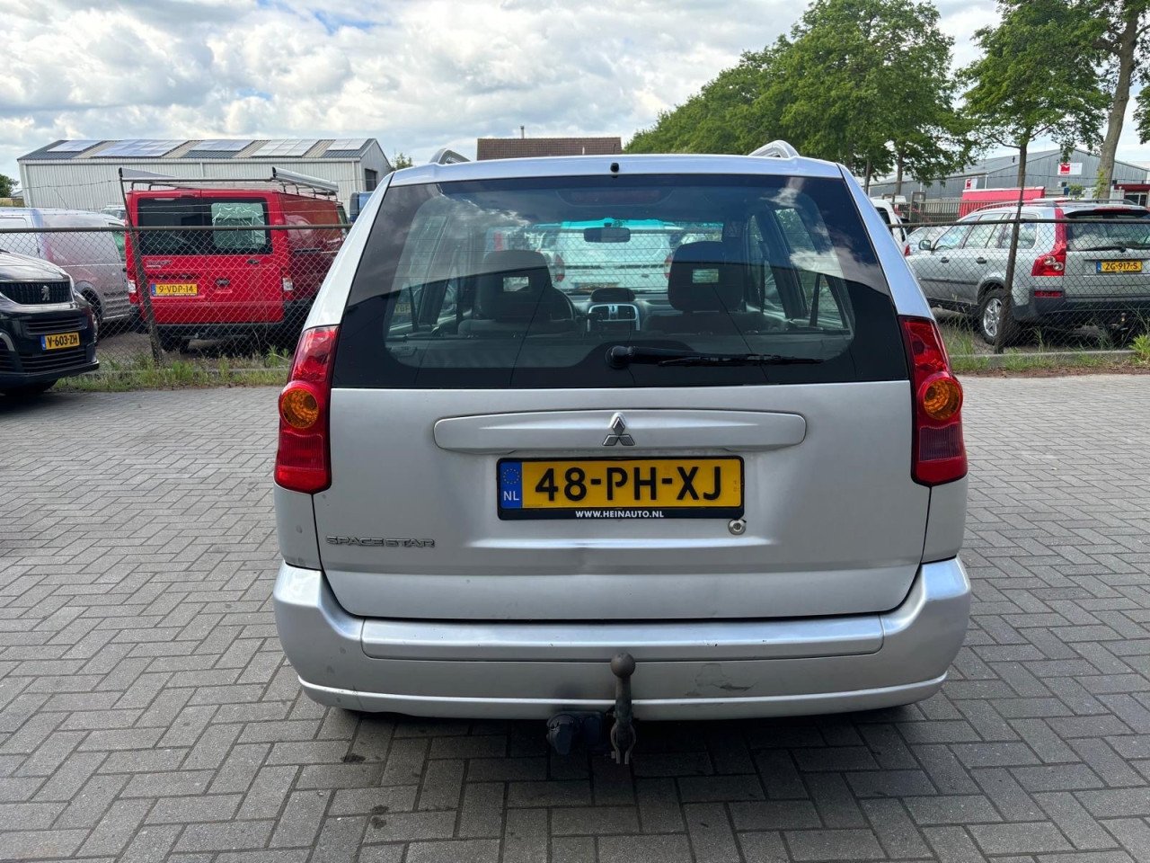Mitsubishi Space Star 1.8 Instyle 128.205KM