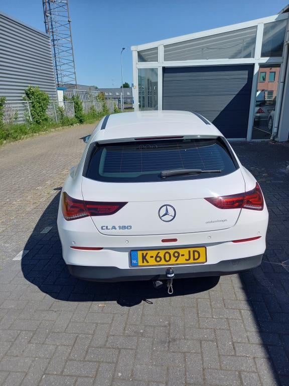 Mercedes-Benz Cla shooting brake 180 business solution