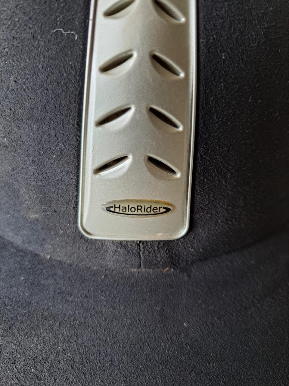 Te koop paardrijcap. Maat 54