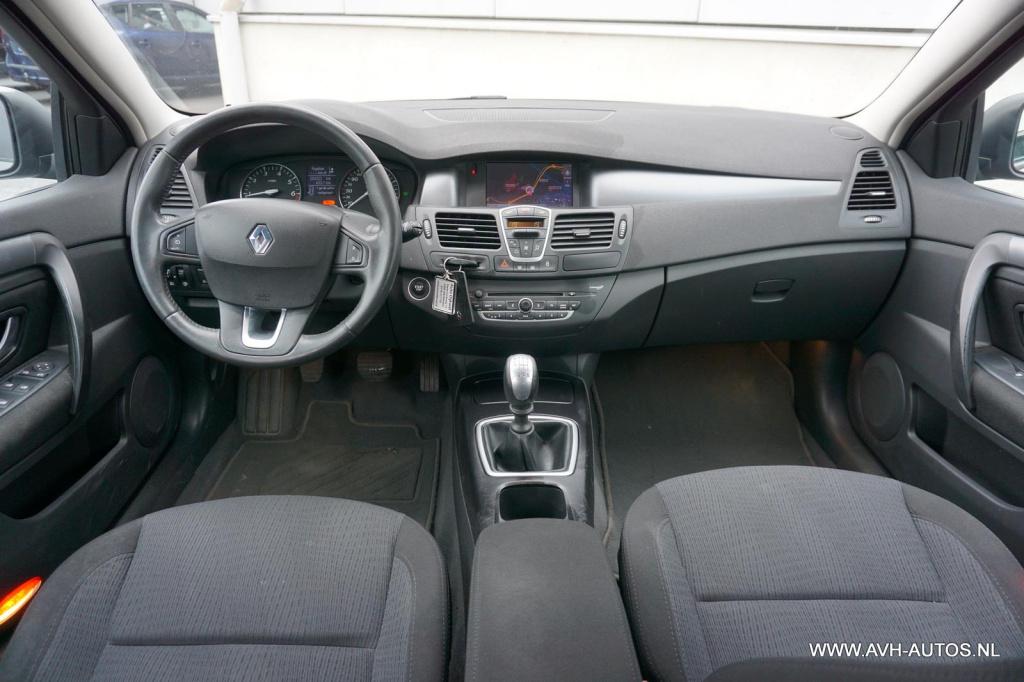 Renault Laguna estate 2.0 16v sélection business